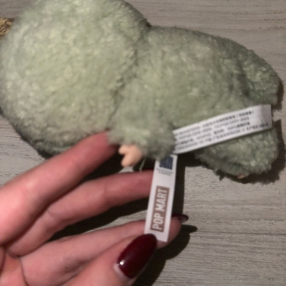 Green Labubu - Picture 5 of 8